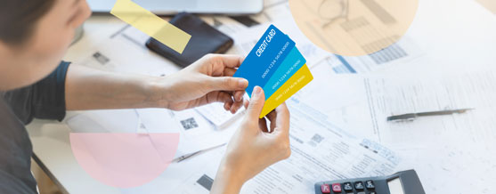 woman-holding-credit-card